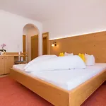 Pensionat Am Rain Neustift im Stubaital